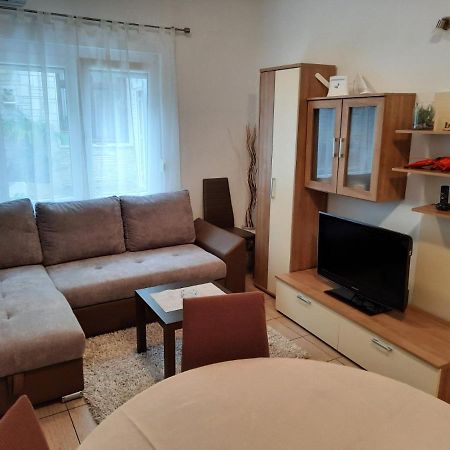 App Vito Apartment Selce Exterior photo