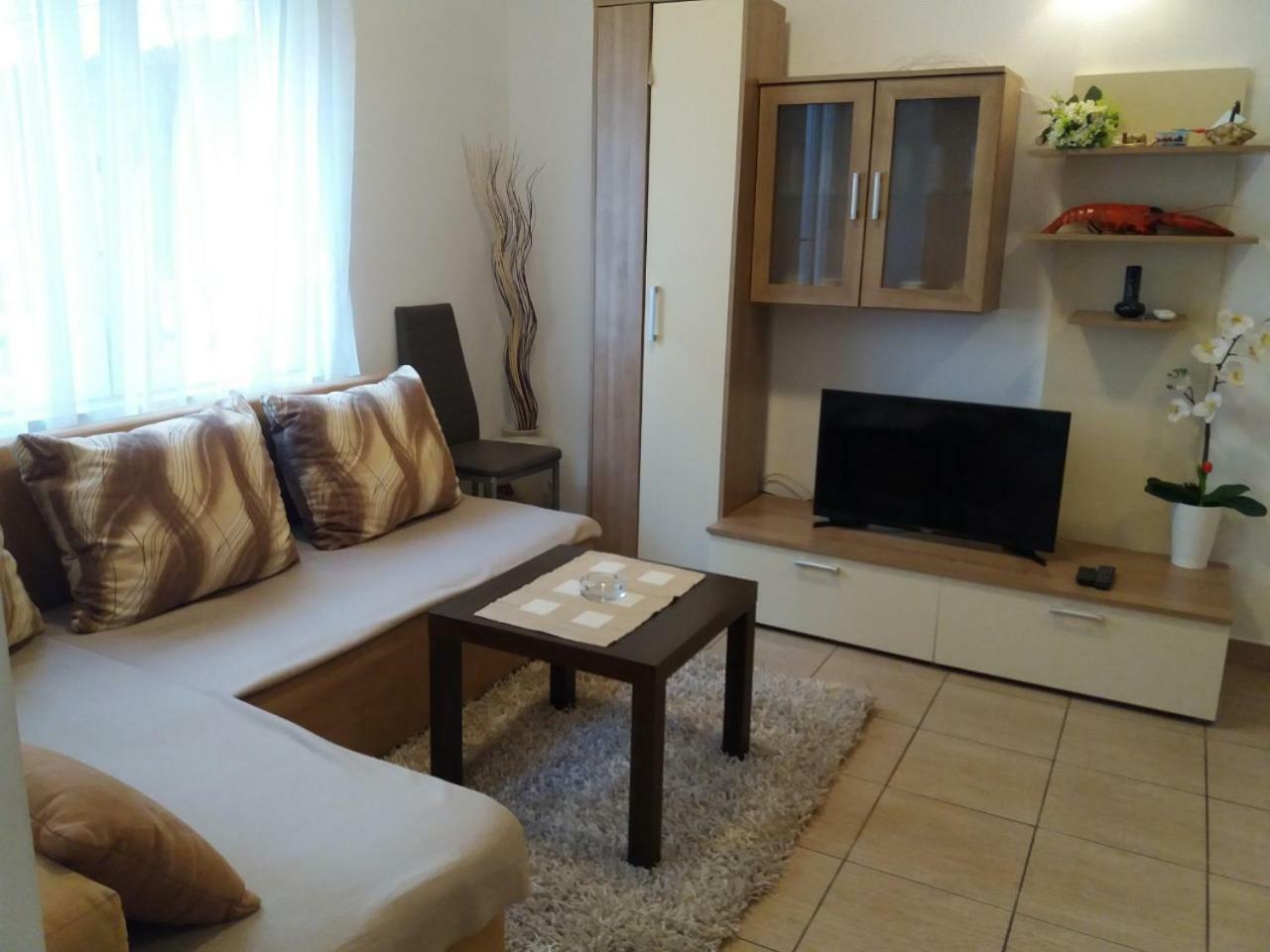 App Vito Apartment Selce Exterior photo